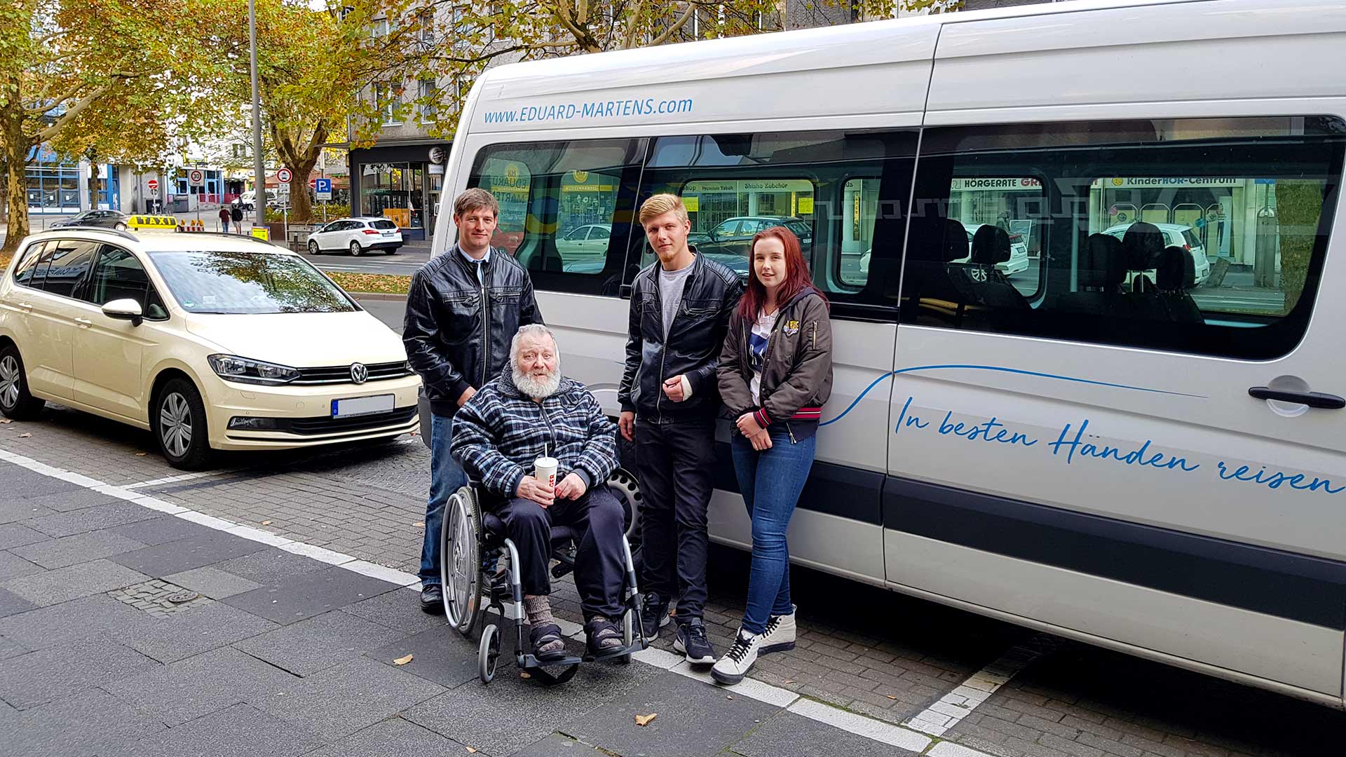 eduard-martens-altenpfleger-reisebegleiter-ausflug.jpg